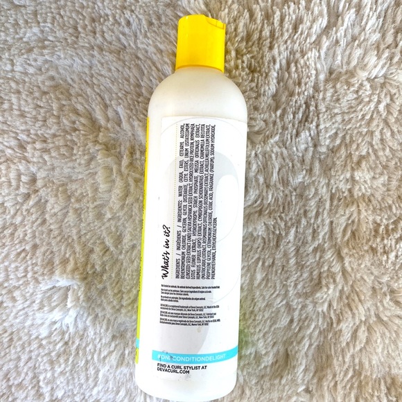 DevaCurl one condition Delight - Picture 2 of 3